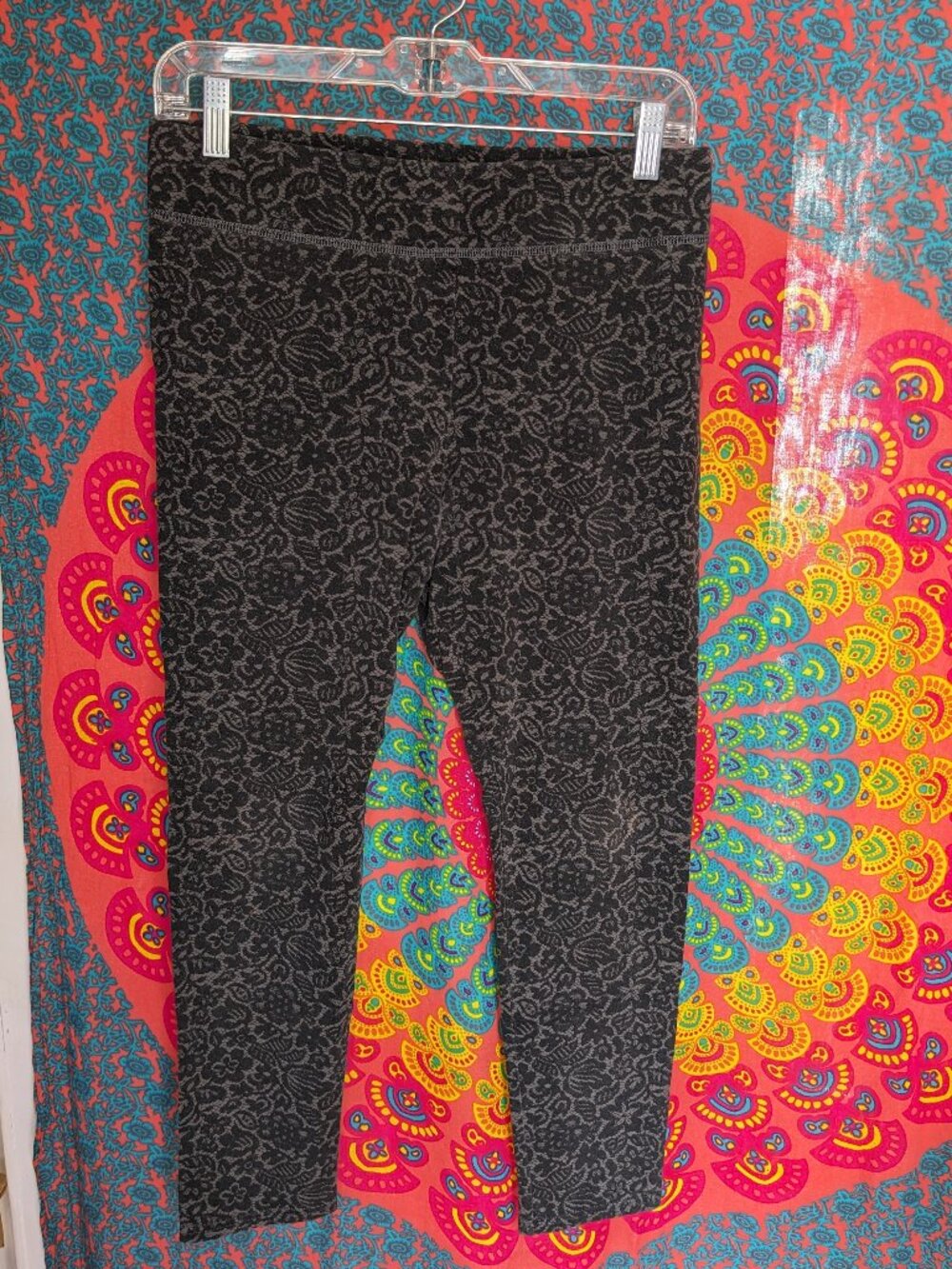 Aerie Black Floral Lace Leggings Sz L